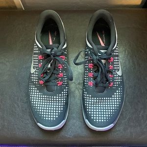 women golf shoes